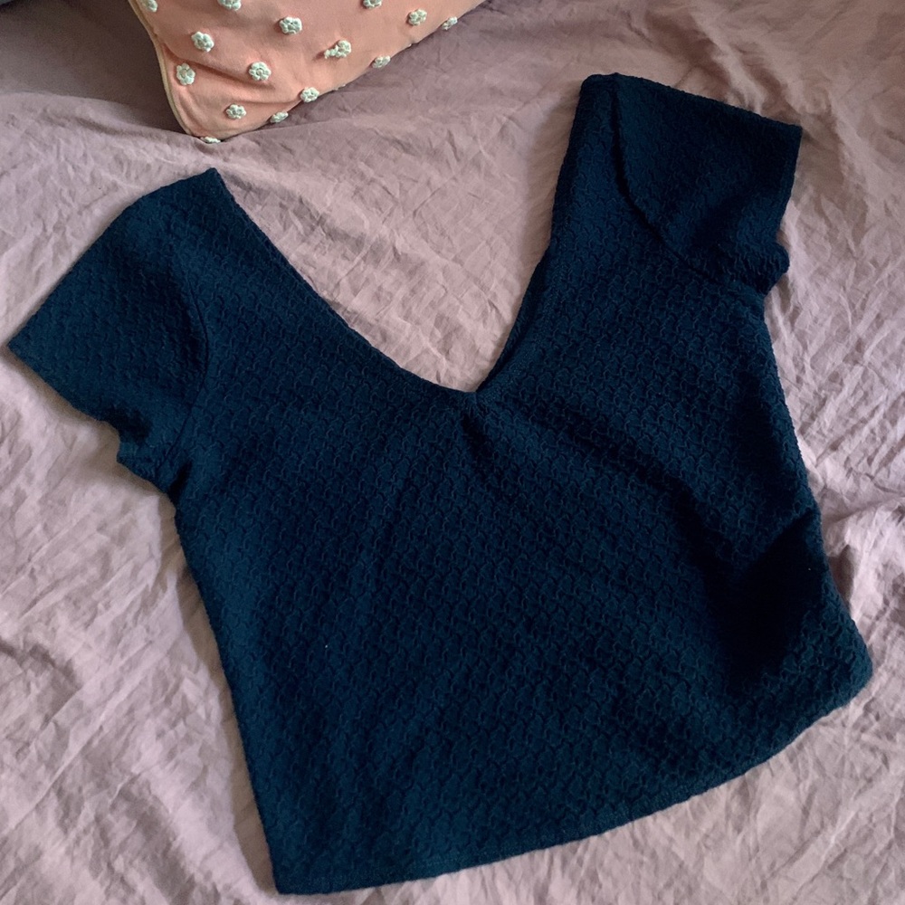 Hollister crop top!